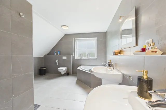 Groot vrijstaande villa — foto 7